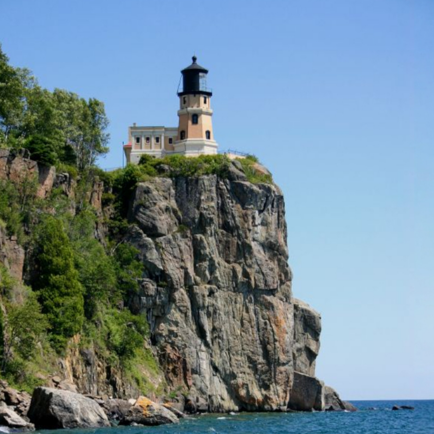 Split Rock Lighthouse - T Scale 1:450 - White