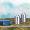 (5) Grain Silo Set - (2) 35' (3) 40'- N Scale 1:160 - Metallic Silver