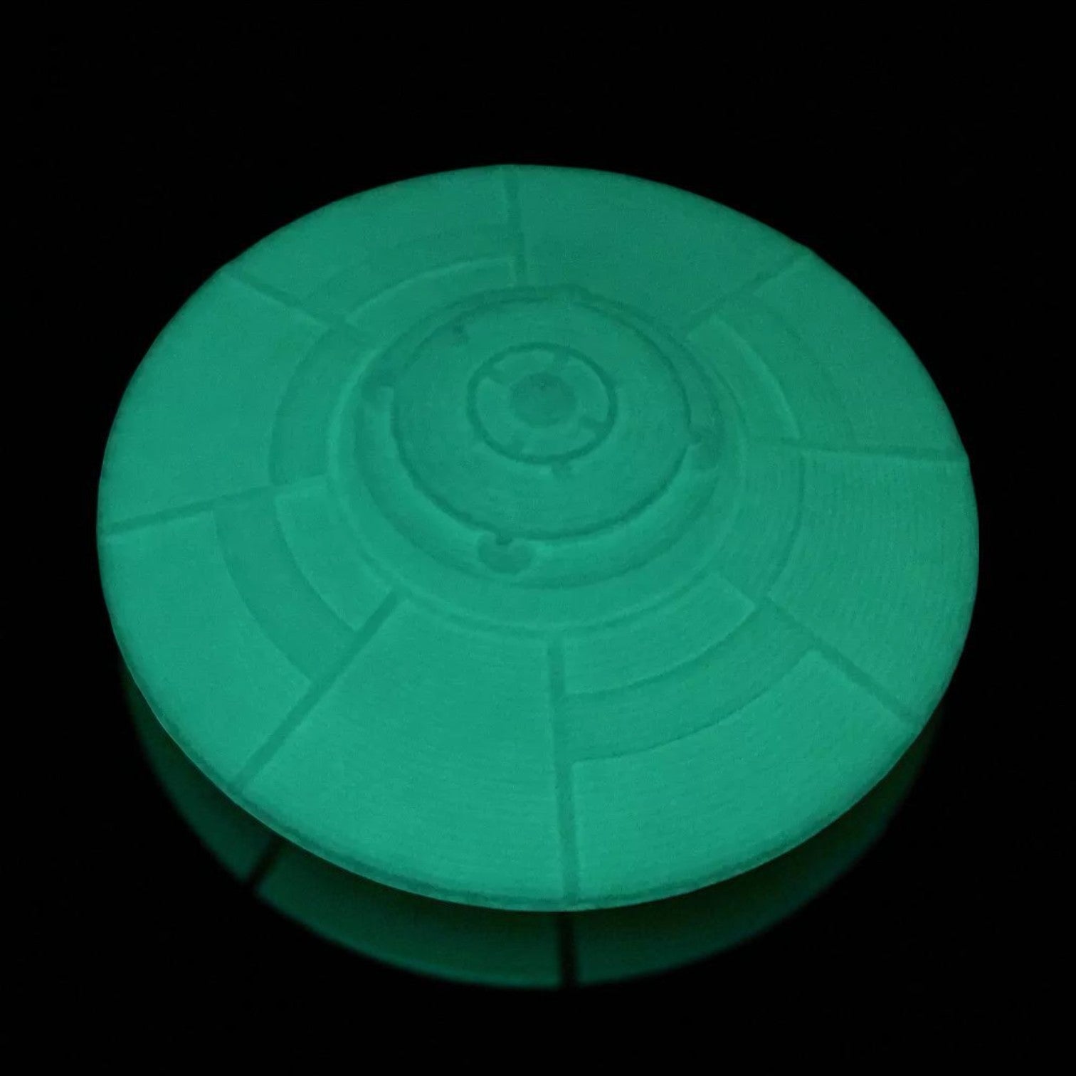 Scale Model of Area 51 UFO Glow in the Dark by Model Scenery World Top view