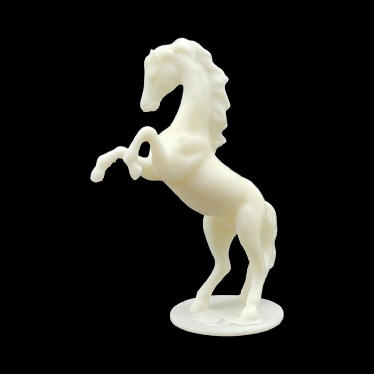 Bronco or Mustang Mascot 27' - Z Scale 1:220 - White