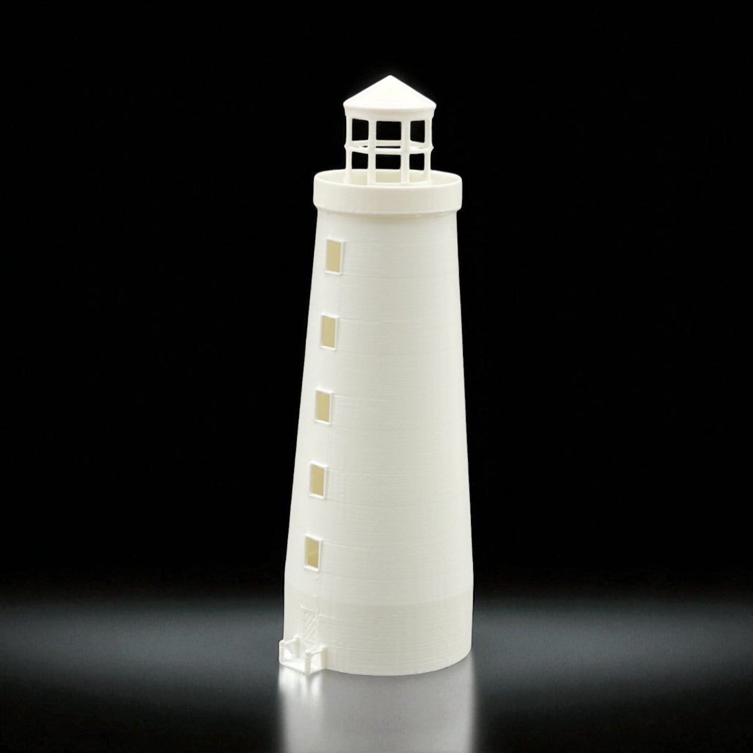 Coastal Lighthouse - HO Scale - 1:87 - White | Model Scenery World