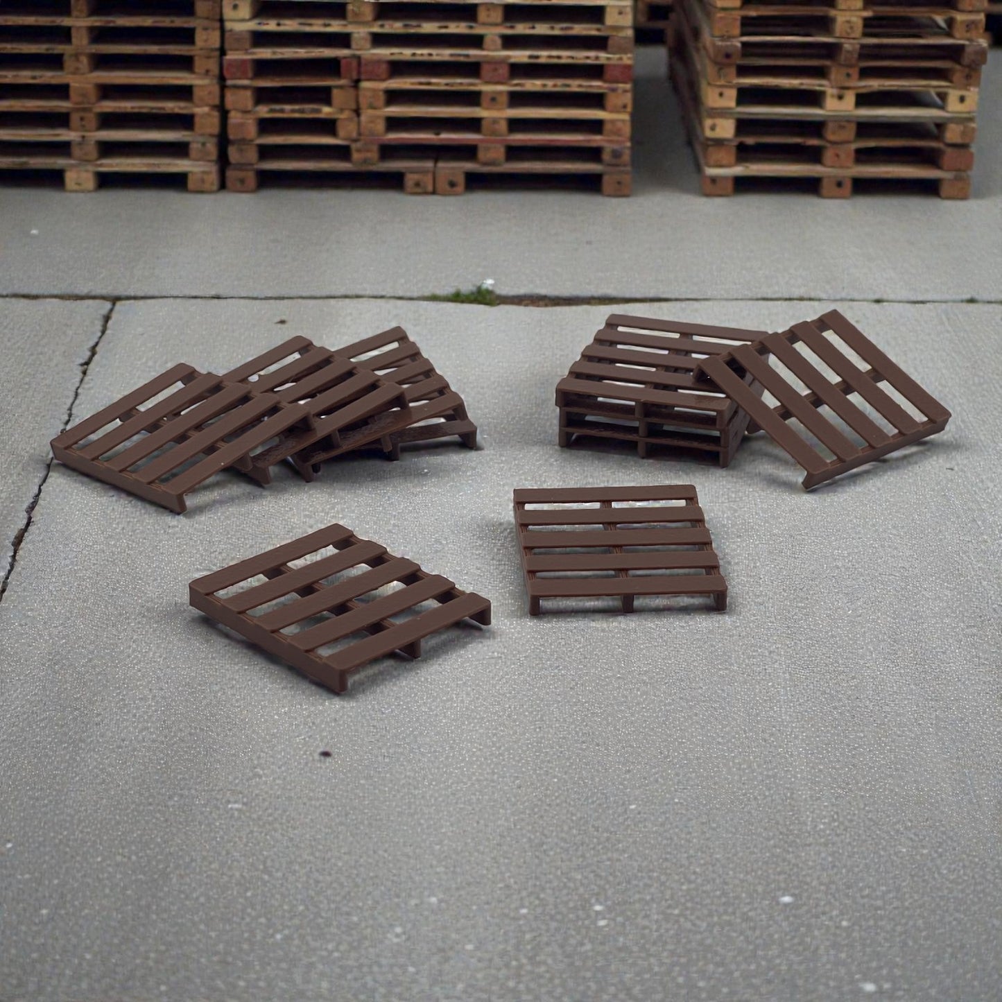 Pallets (10pk) - Z Scale 1:220 - Brown