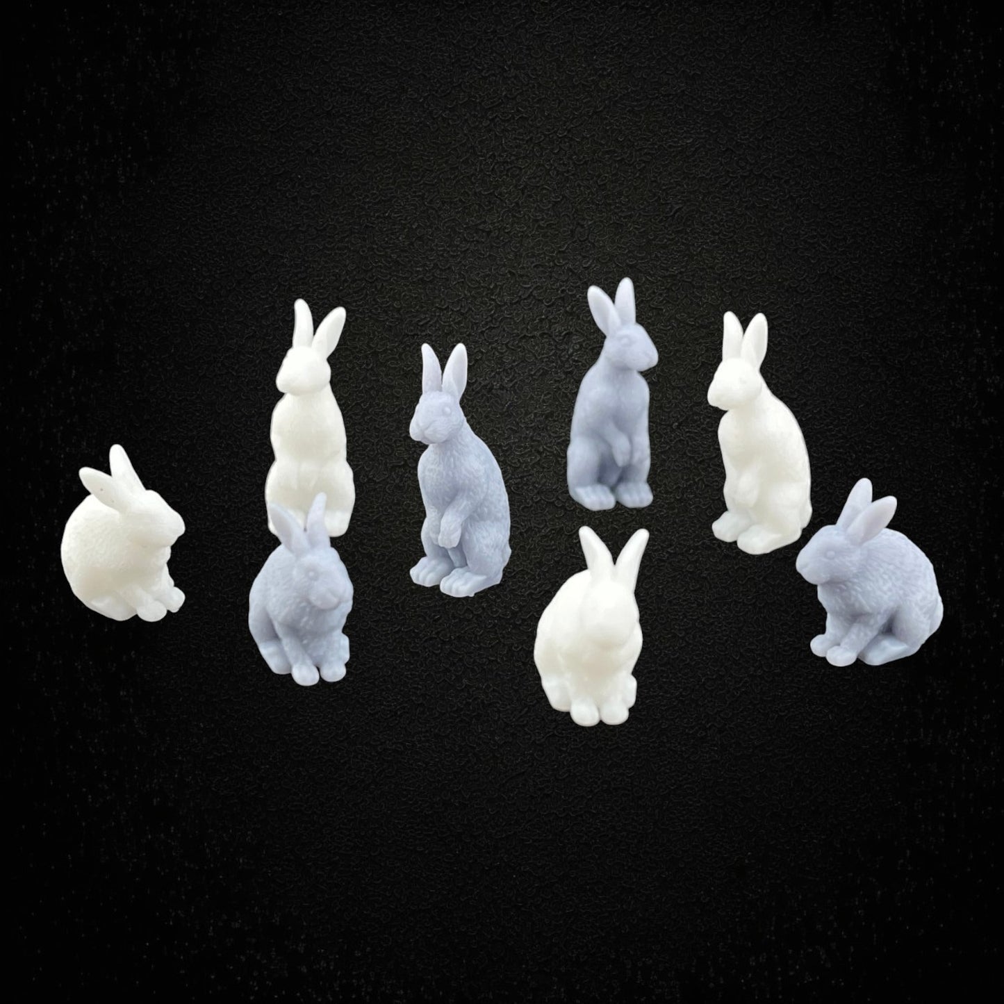 O Scale 1:48 Grey & White Rabbit Figure Set (8pc)