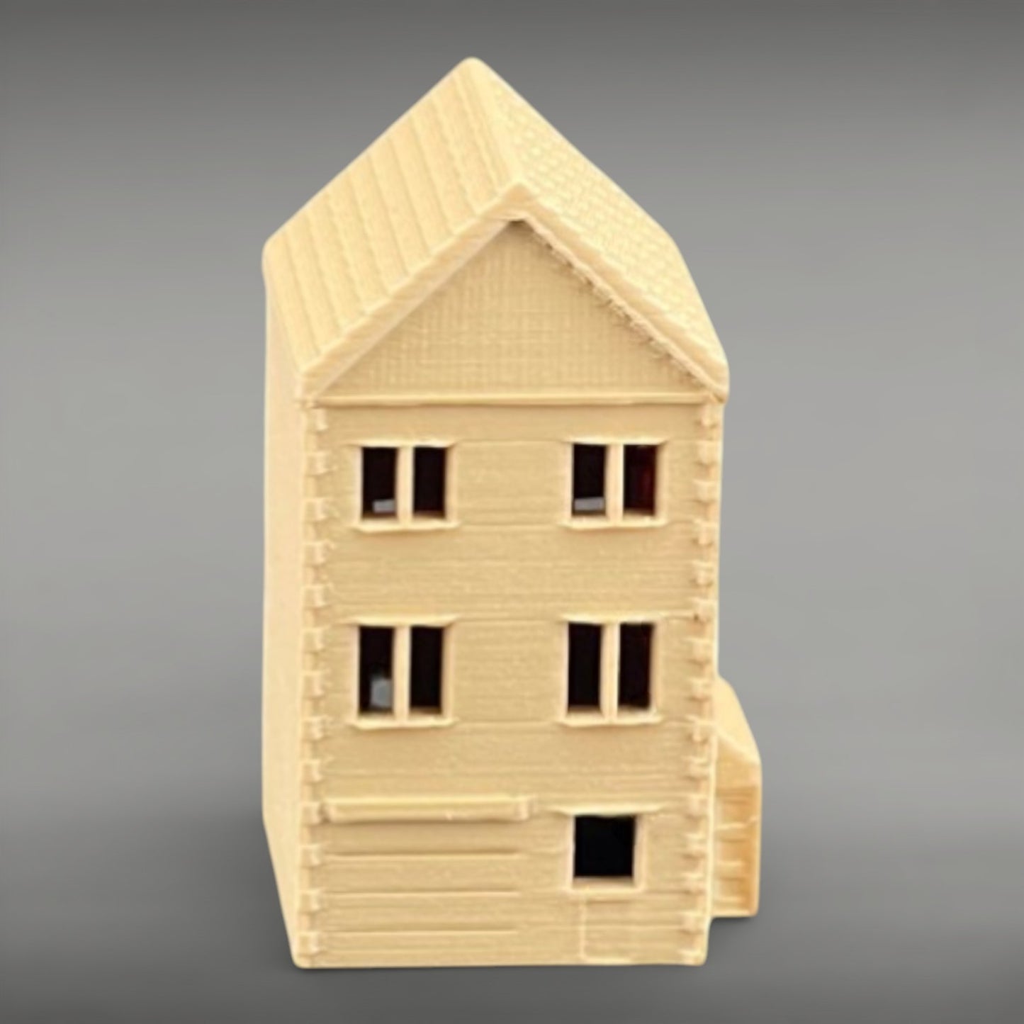 Suburban Row House #5 - Three Story with Shed - N Scale 1:160 - Brown