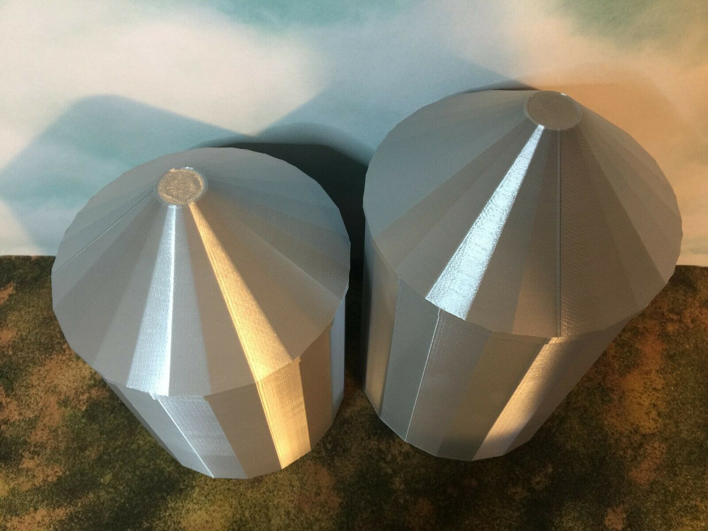 (2) Grain Silo Set - (1) 35' (1) 40' - O Scale 1:48 - Metallic Silver