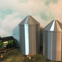 (2) GRAIN SILO SET - S Scale 1:64 - No Assembly Required - FARM Cluster